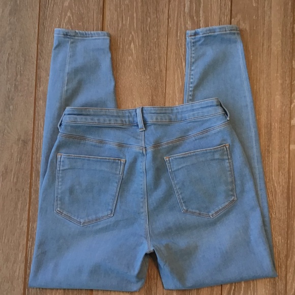 ASOS maternity jeans - Picture 5 of 8